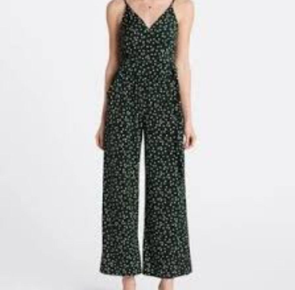 NWT Kaileigh Green Floral Jumpsuit